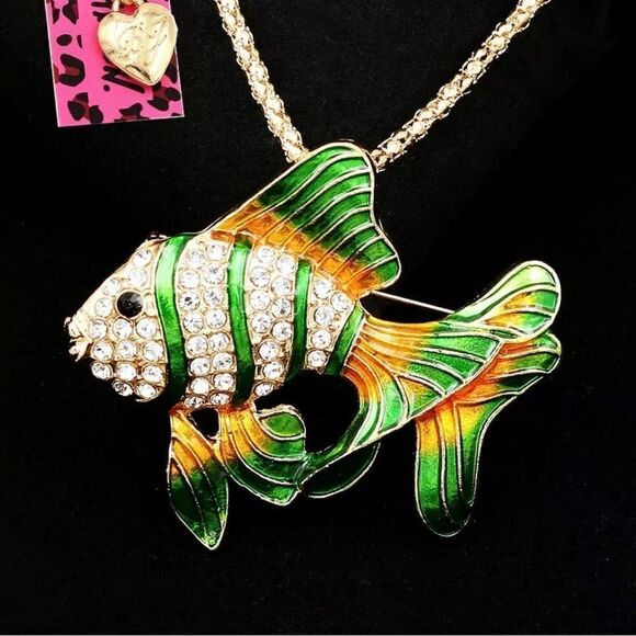 Cute Goldfish Tropical Fish Pendant Chain Necklace/Brooch Pin NWOT - Picture 1 of 2
